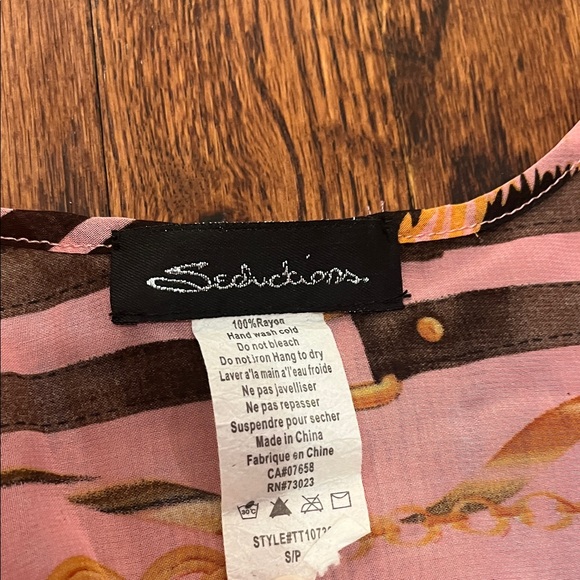 Pink Leopard Print Flowy Sleeveless Top - Picture 3 of 4